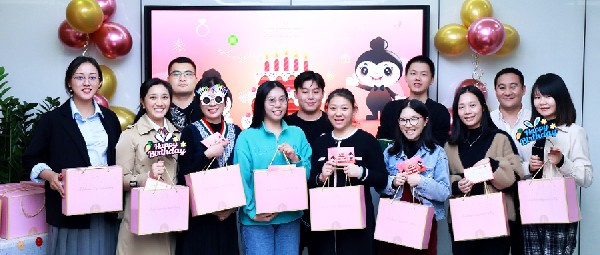 12月生日會——美好時(shí)光與你同行